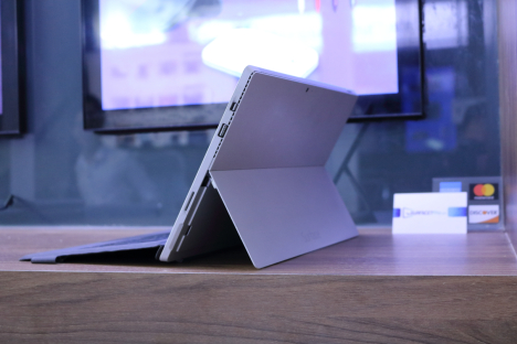 Surface Pro 3 ( i7/8GB/256GB ) + Type Cover 4